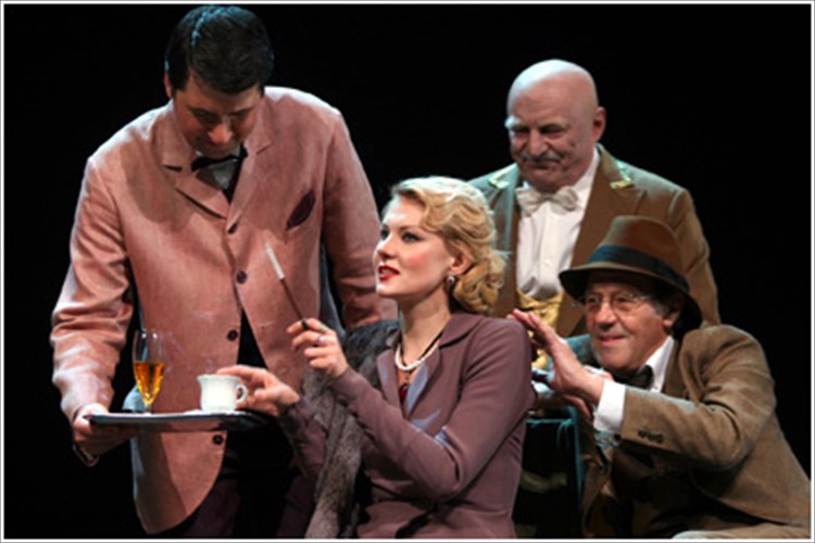 to-theatro-texnis-tis-mosxas-stin-athina