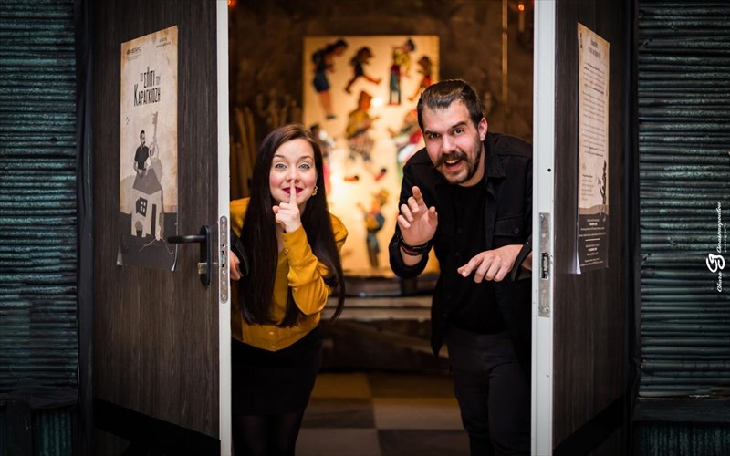 o-karagkiozis-anakainizei-to-spiti-tou-sto-megaro