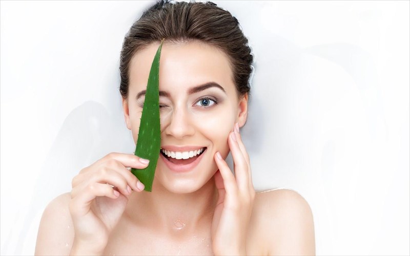 poio-einai-to-no1-sustatiko-gia-tin-xeimerini-thorakisi-tis-omorfias-sas