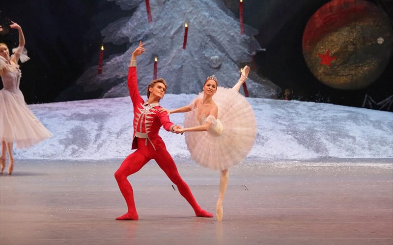 xristougenna-xoris-karuothrausti-den-ginetai