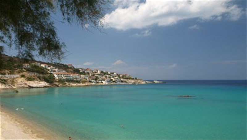 ikaria-authentikotita-raxati-kai-makrozoia-stin-akri-tou-aigaiou
