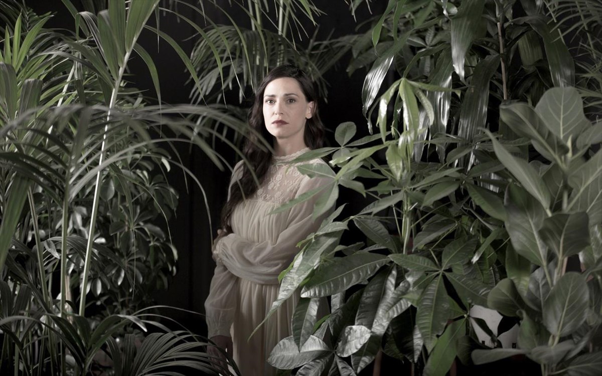 ksafnika-persi-to-kalokairi