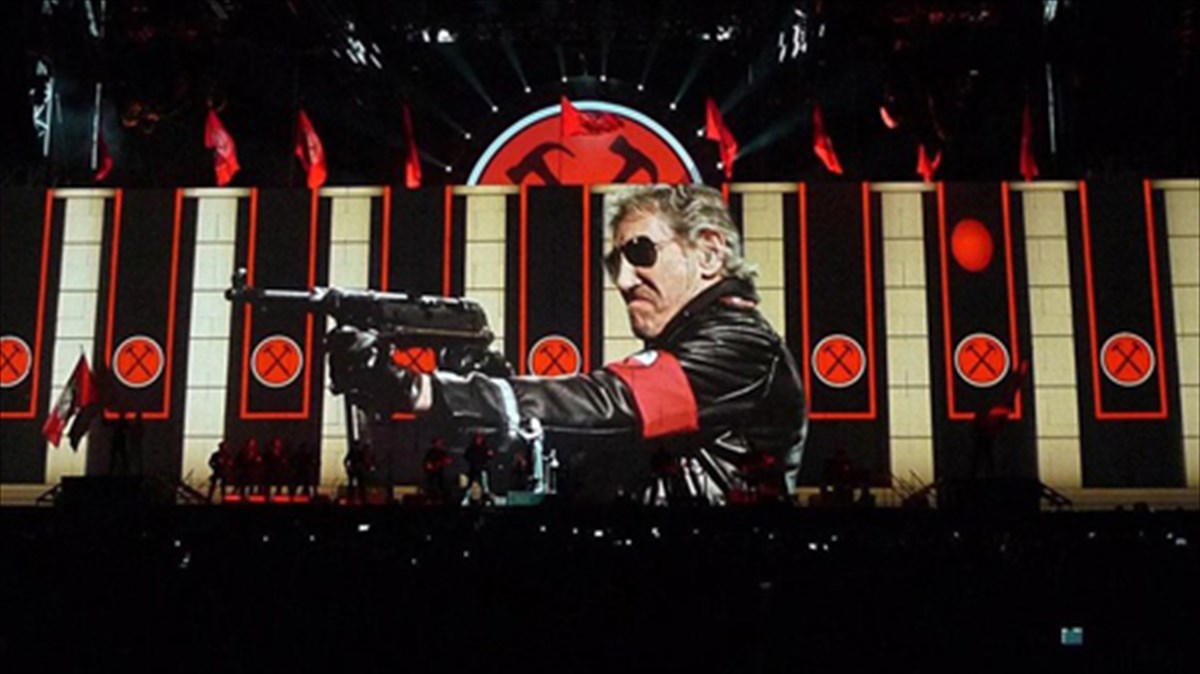 o-roger-waters-gkremise-ta-teixi