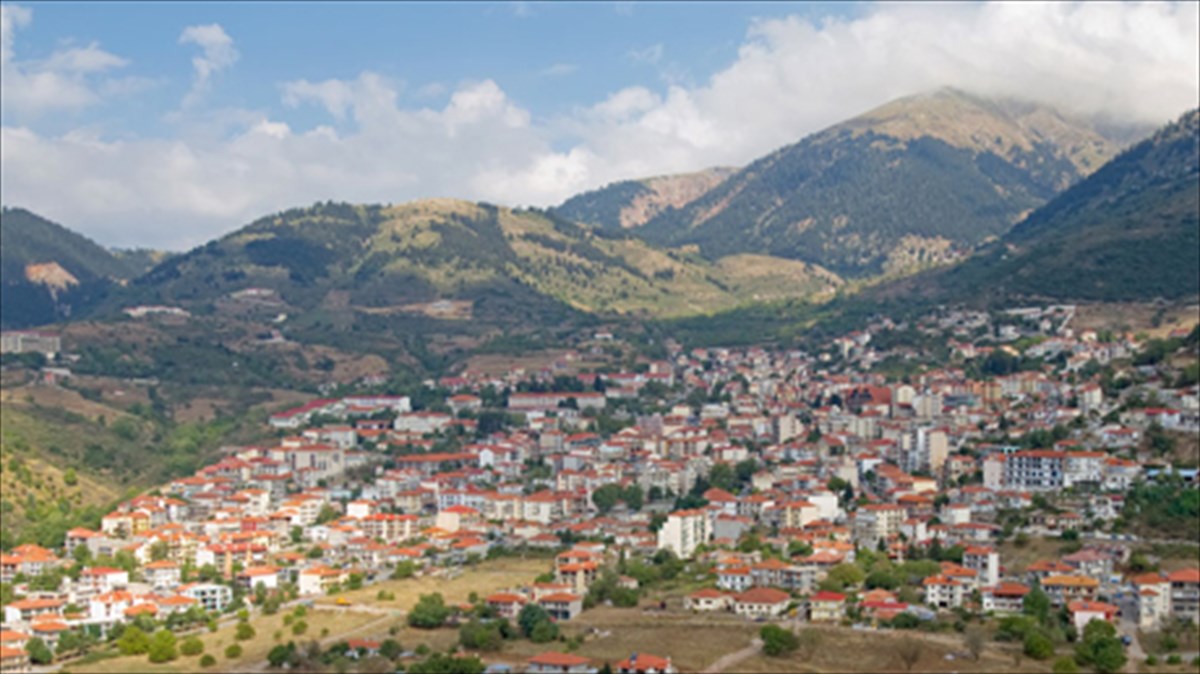 mousiki-sta-bouna-tou-karpenisiou