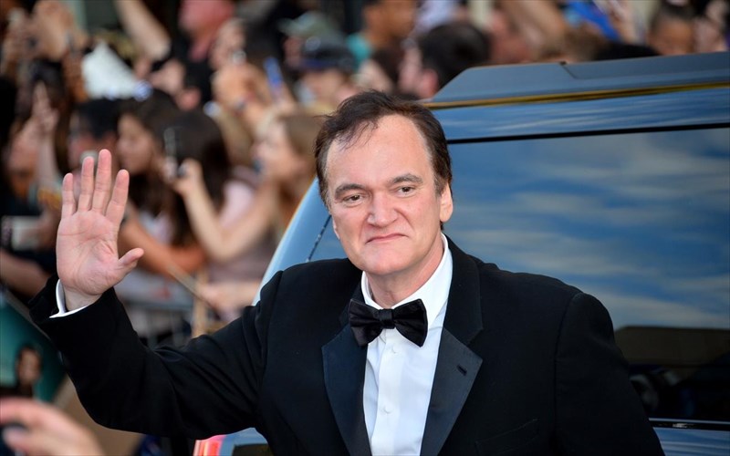 quentin-tarantino-meta-ti-dekati-tainia-seira-exei-i-oikogeneia-oikogeneia