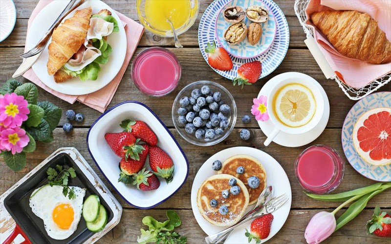 i-athina-exei-brunch-gia-kathe-gousto