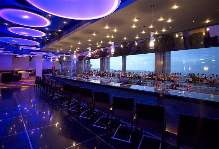 to-galaxy-bar-kai-restaurant-metra-48-ores-sto-teleutaio-parti-tou-xeimona-restaurant-metra-48-ores-sto-teleutaio-parti-tou-xeimona