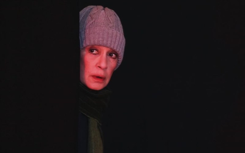 stand-up-tragedy-me-tin-katia-gerou