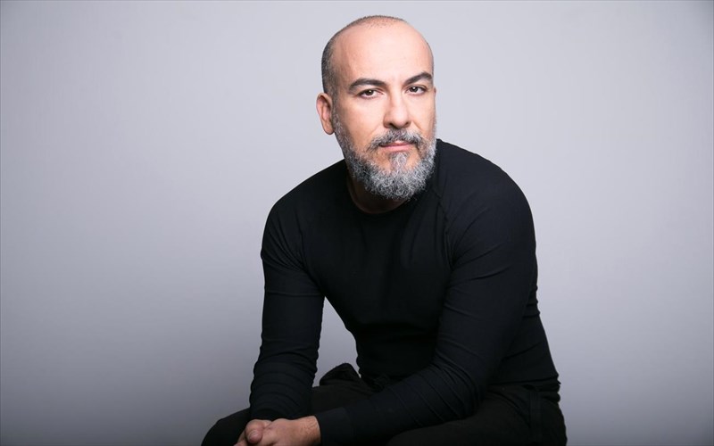 nikos-kardonis-i-metatropi-enos-logotexnikou-keimenou-se-afigimatiko-theatro-einai-proklisi-kai-doro