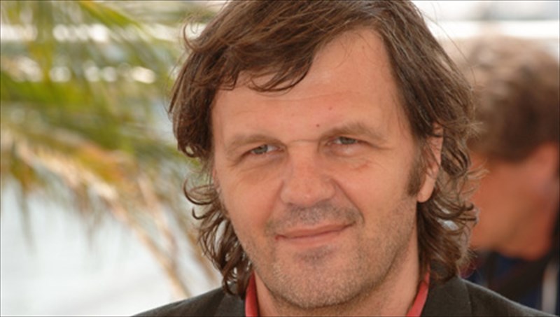dixazei-i-nea-tainia-tou-emir-kusturica-me-tin-monica-belluci-nea-tainia-tou-emir-kusturica-me-tin-monica-belluci