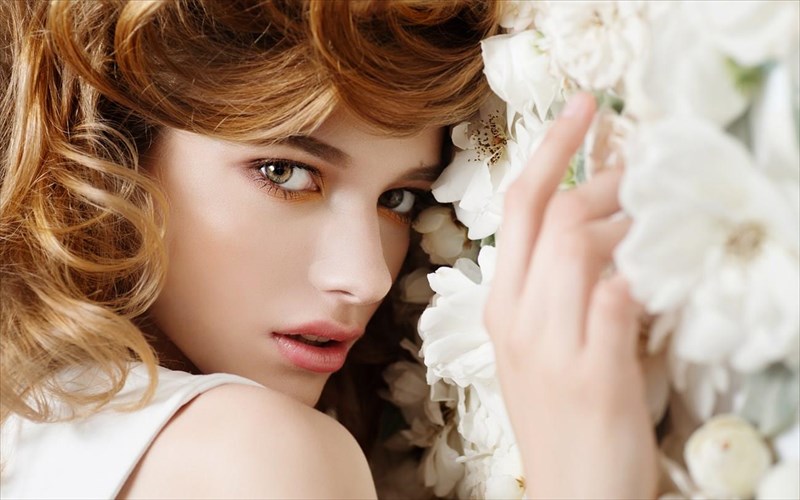 oi-benetsianikes-istories-tou-oikou-valmont