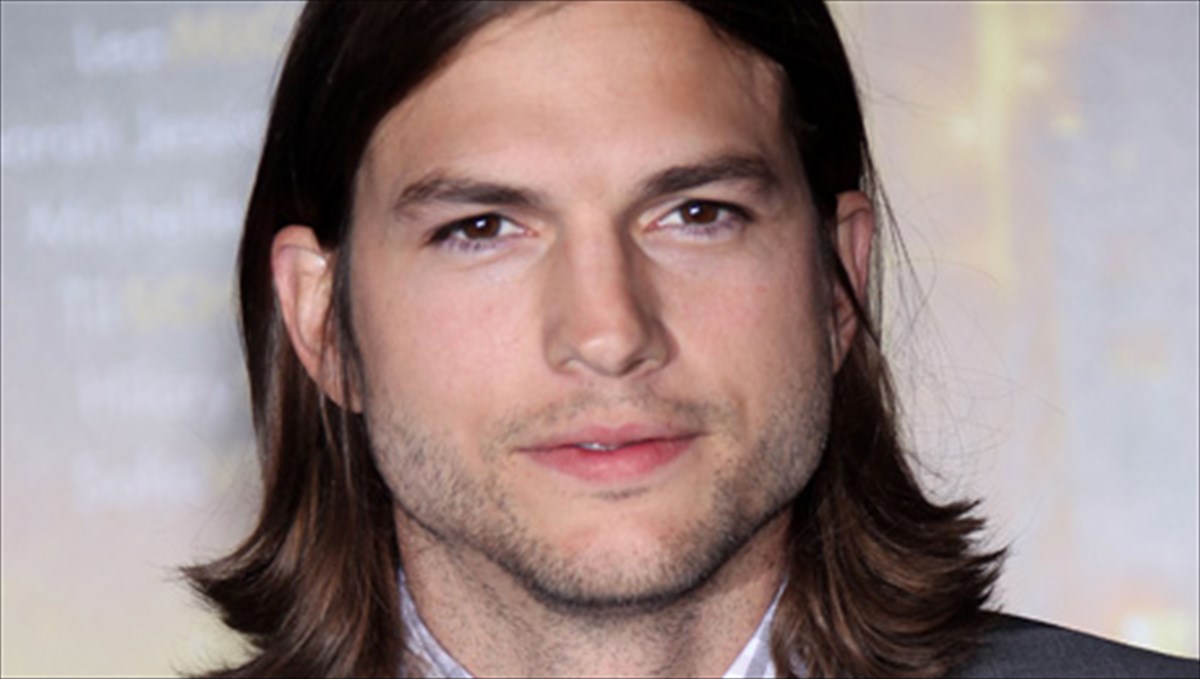 o-ashton-kutcher-gia-ton-steve-Jobs