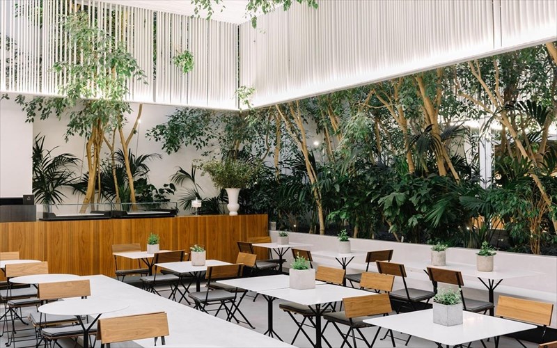 to-cycladic-cafe-allakse-menou-kai-proetoimazetai-gia-tin-anoiksi