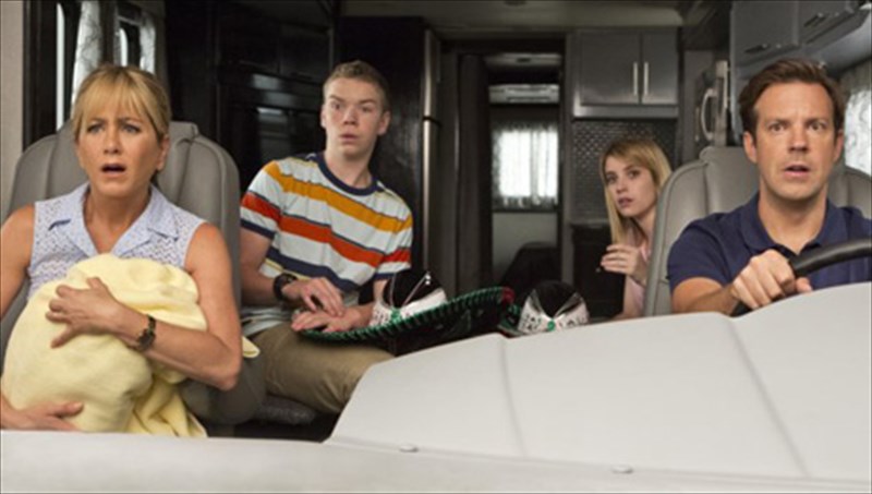 tzenifer-aniston-kinimatografiko-striptiz