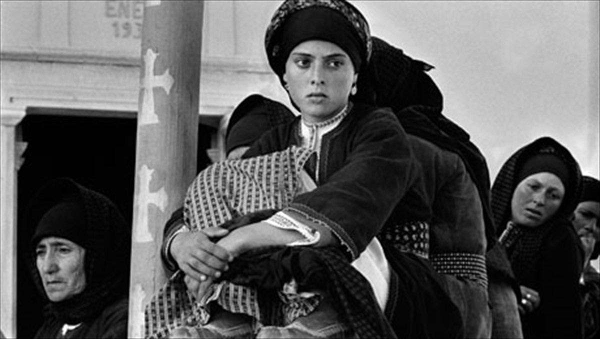 diethneis-kallitexnes-me-empneusi-apo-ellada