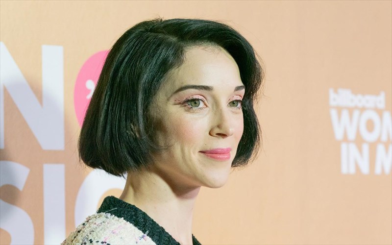 i-st-vincent-probarei-mia-nea-sullogi-rouxon