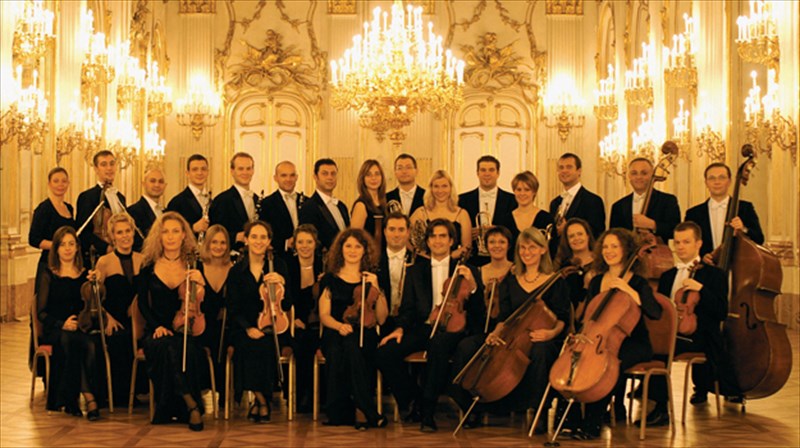 ston-kosmo-tou-strauss