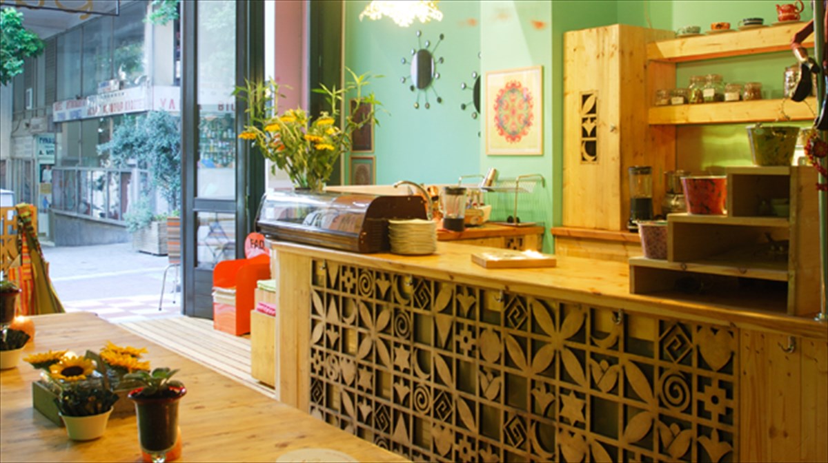 fish-bliss-to-mikro-psari-kai-ta-mustika-tou