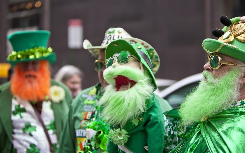 akuronetai-i-parelasi-tou-st-patrick-stin-irlandia-parelasi-tou-st-patrick-stin-irlandia