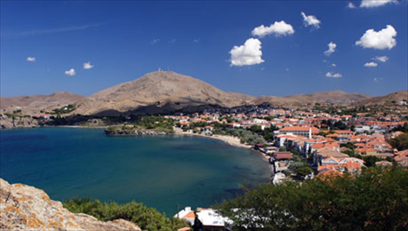 limnos-to-nisi-tou-ifaistou-me-tin-plousia-istoria