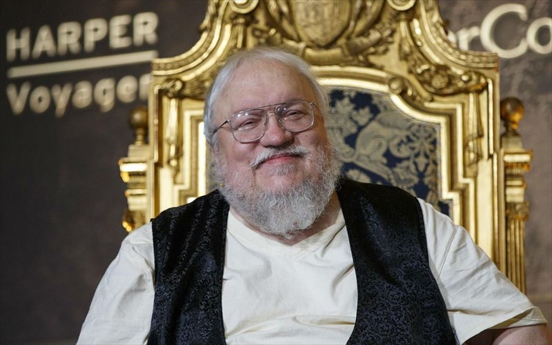 o-george-rr-martin-mpike-se-karantina-gia-na-teleiosei-to-game-of-thrones