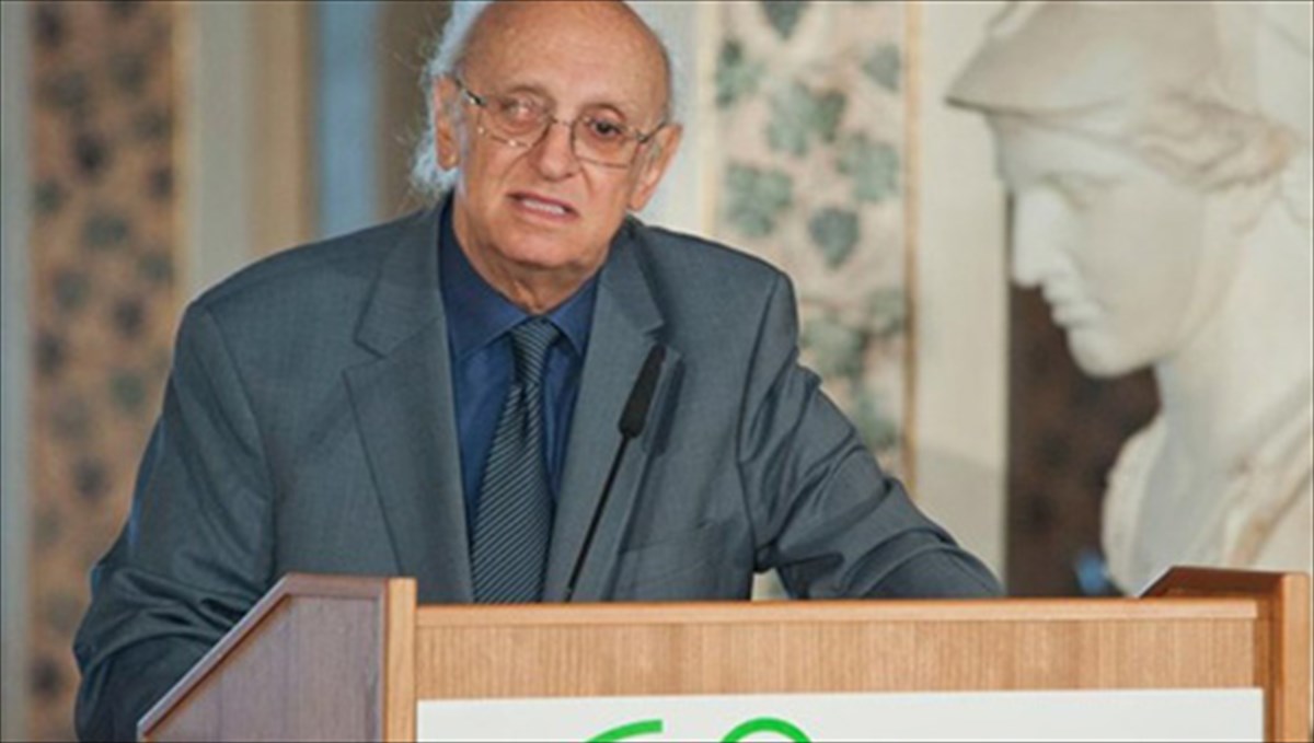 ston-petro-markari-to-metallio-gkaite