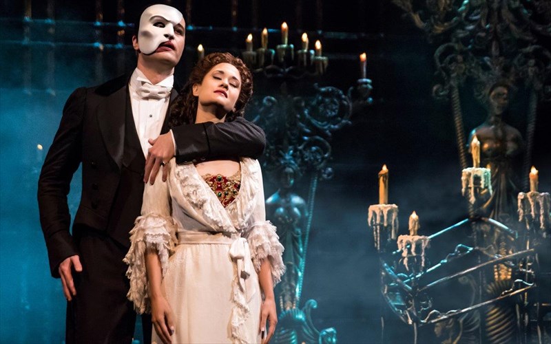 ta-diasima-miouzikal-tou-broadway-erxontai-stin-othoni-sou