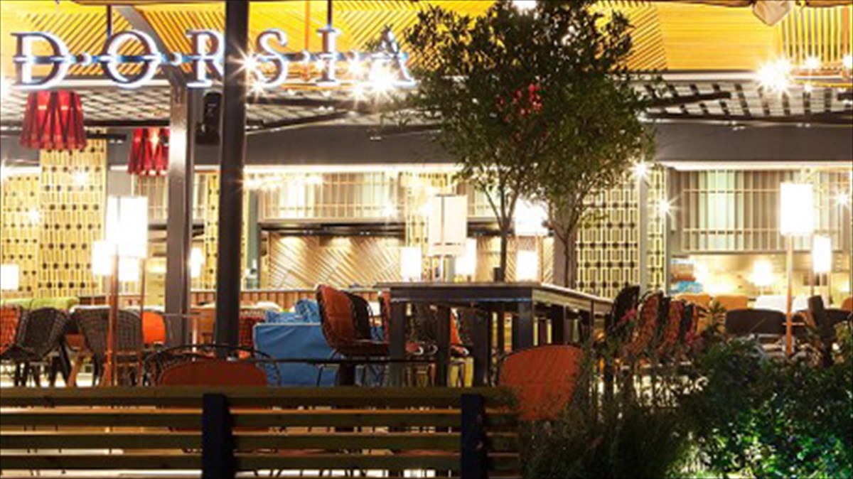 glufada-oi-pio-hot-kafeteries-sti-zisimopoulou