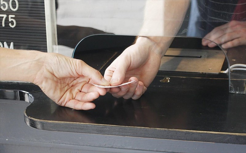 distaktiki-alla-bebaii-i-epistrofi-stous-kinimatografous-meta-tin-pandimia-epistrofi-stous-kinimatografous-meta-tin-pandimia