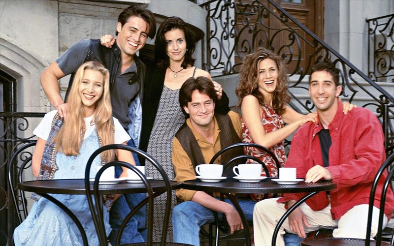 filarakia-nees-plirofories-gia-to-reunion-pou-tha-kathusterisei-logo-koronoiou