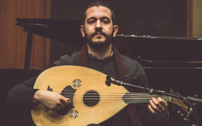 o-thomas-konstantinou-anasunthetei-me-to-outi-tou-tin-poreia-apo-ton-thanato-sti-zoi