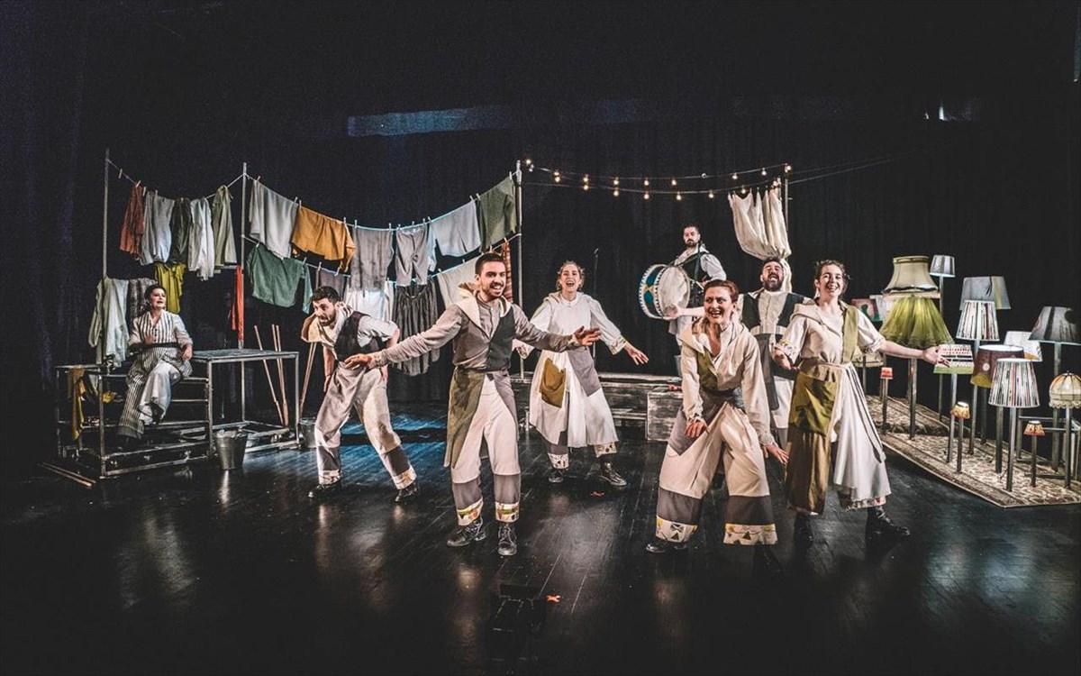 oi-ap-allou-fermenoi