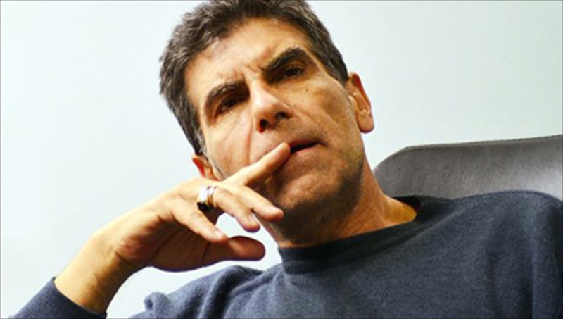 giannis-mpezos-me-stenaxorei-i-elleipsi-orizontos-gia-tous-neous-elleipsi-orizontos-gia-tous-neous