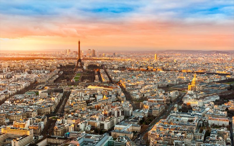 poioi-proorismoi-tha-xreiastoun-perissotero-ton-tourismo-gia-na-epizisoun