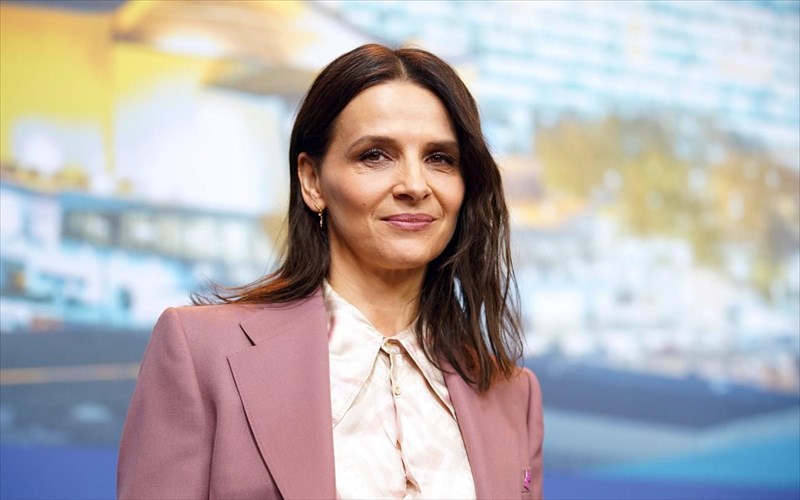 Juliette-binoche-einai-adianoito-na-epistrepsoume-stin-kanonikotita