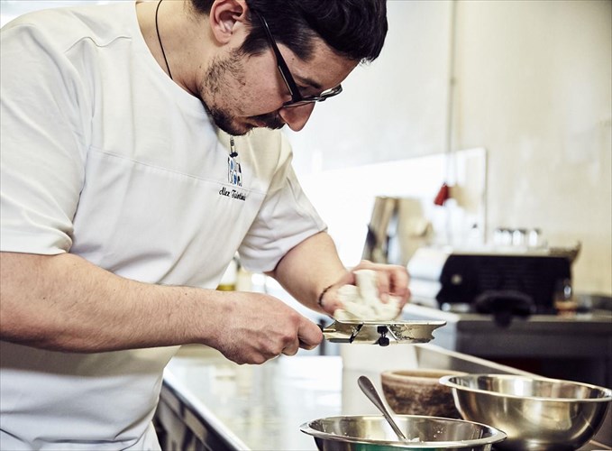 kafeneion-si-ti-si-erxetai-ton-iounio-gia-gastronomikes-kai-fine-drinking-empeiries