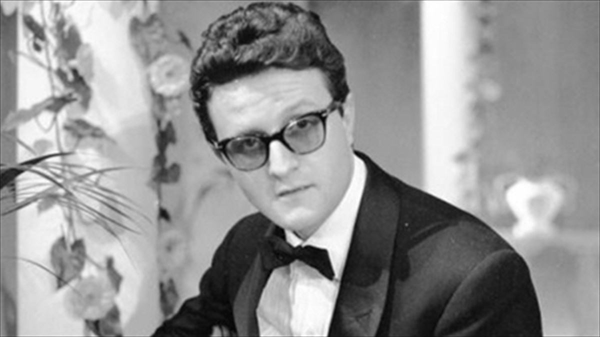 apebiose-o-italos-tragoudistis-tzimi-fontana-italos-tragoudistis-tzimi-fontana