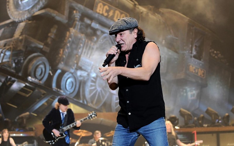 programma-texnitis-noimosunis-egrapse-tragoudi-ton-acdc