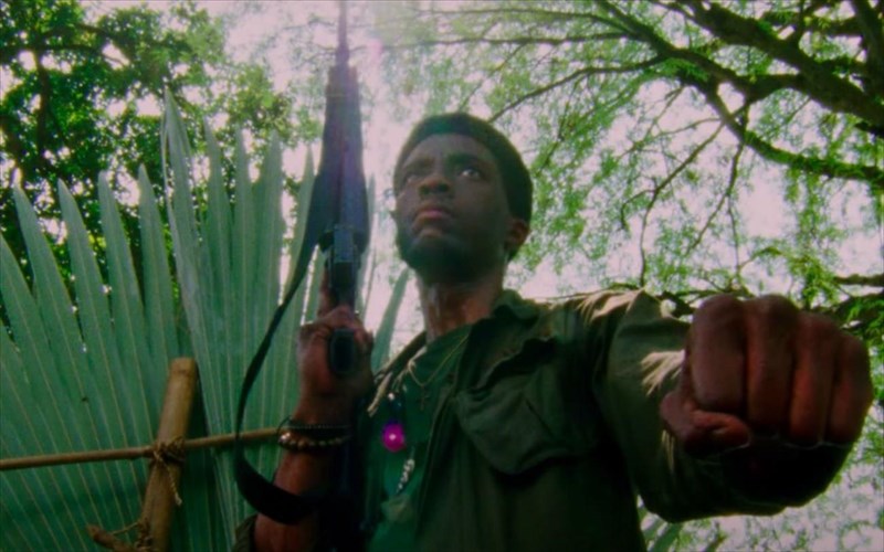 o-spike-lee-mas-epistrefei-stis-zougkles-tou-bietnam-gia-ena-xameno-thisauro