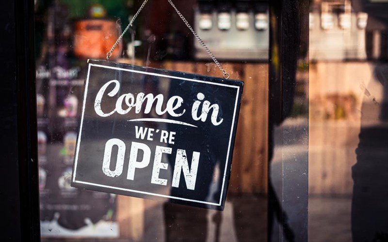 ti-tha-doume-me-tin-epanaleitourgia-ton-estiatorion