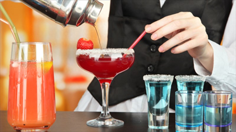 metamorfonontas-5-klasika-ki-agapimena-cocktails-klasika-ki-agapimena-cocktails