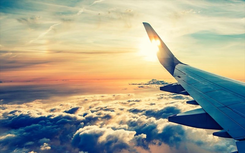 nea-dromologia-pros-ellada-apo-volotea-kai-wizz-air