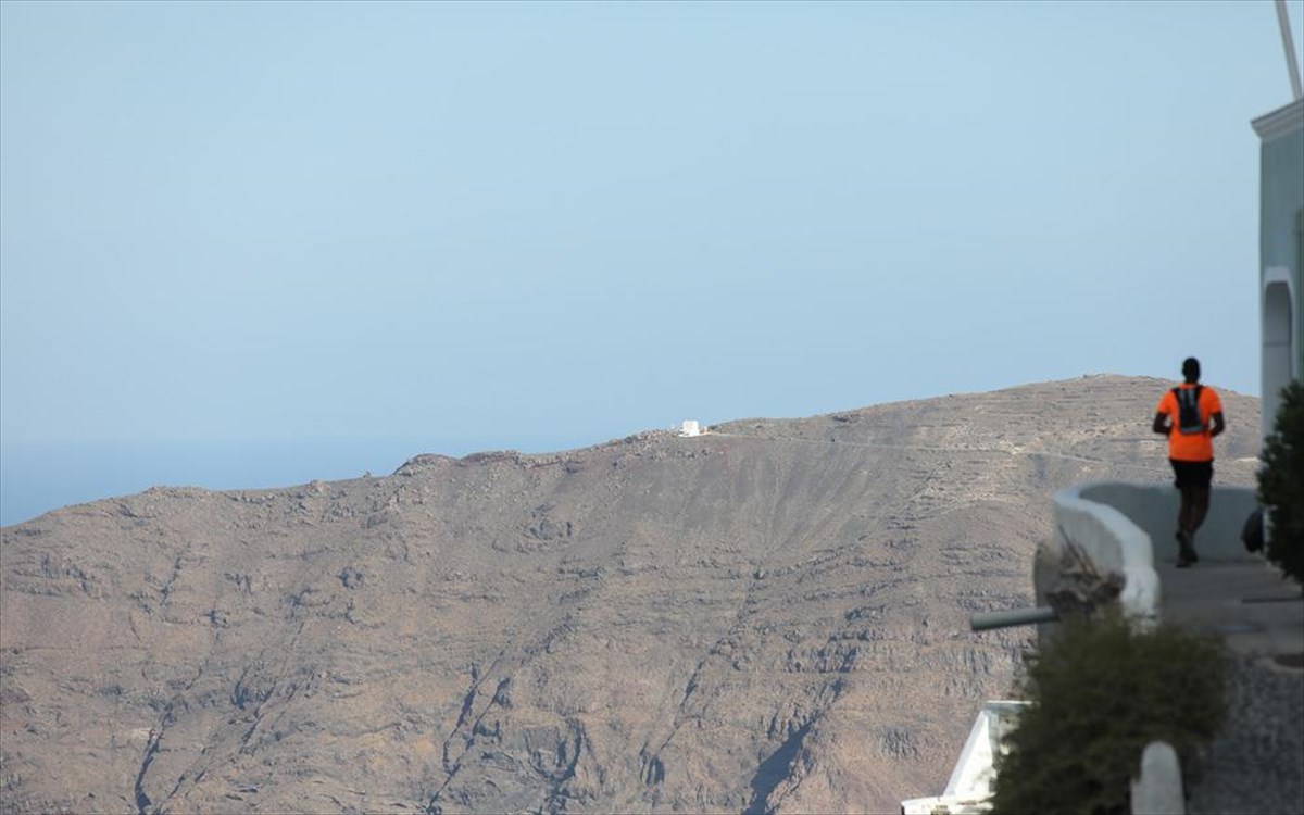 santorini-experience-5919-day-one-running