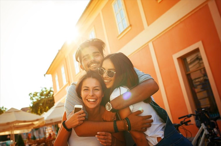 epistimones-apantoun-pote-tha-epanalifthoun-oi-agkalies-kai-alles-kathimerines-drastiriotites