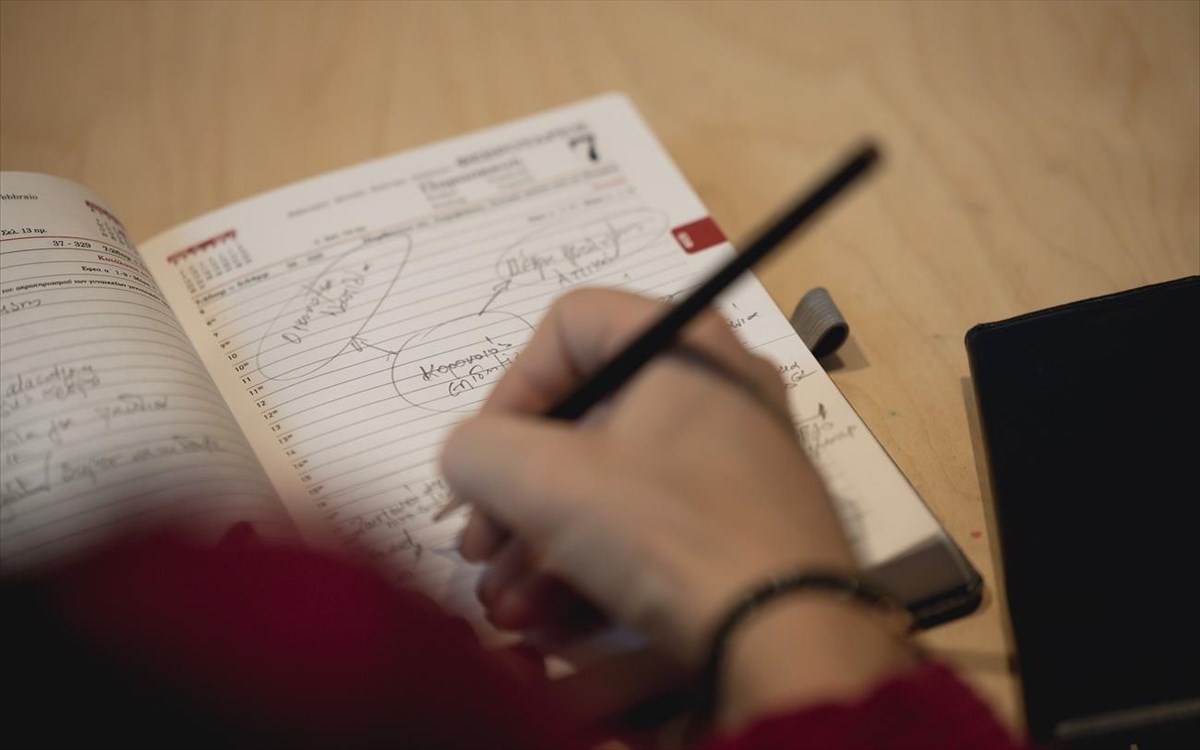 kritiki-skepsi-stin-psifiaki-epoxi