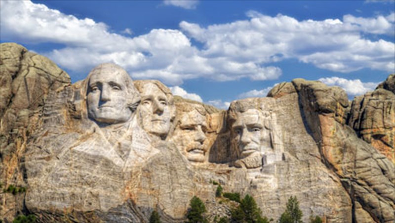 10-idiaitera-dimofili-aksiotheata-ton-ipa