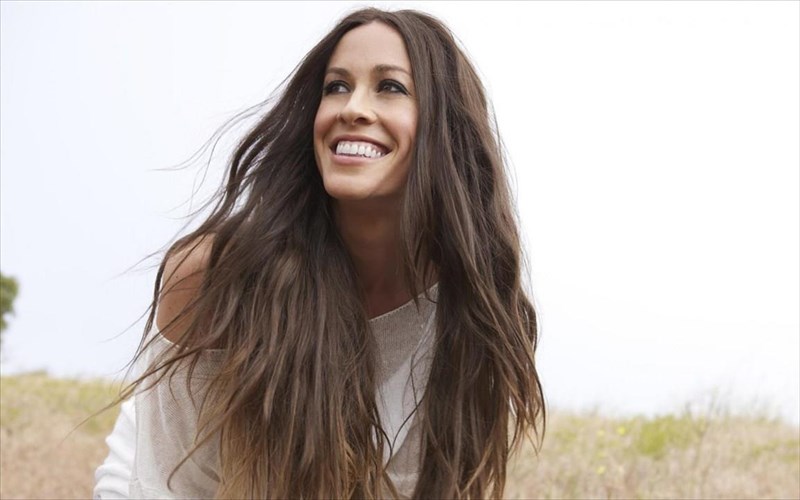 kukloforise-i-epeteiaki-epanekdosi-tou-Jagged-little-pill-tis-alanis-morissette-epeteiaki-epanekdosi-tou-Jagged-little-pill-tis-alanis-morissette