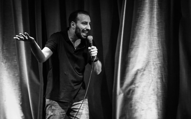 o-giorgos-xatzipaulou-ston-kipo-tou-beakeiou-theatrou