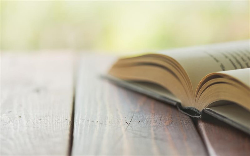 anakoinothikan-oi-braxeies-listes-ton-7on-brabeion-bibliou-public