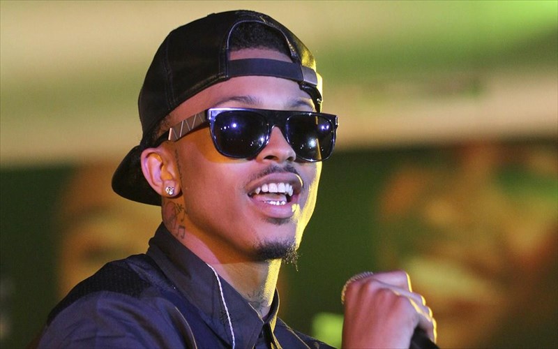 o-august-alsina-afinei-aixmes-gia-tin-Jada-pinkett-smith-sto-neo-single-tou